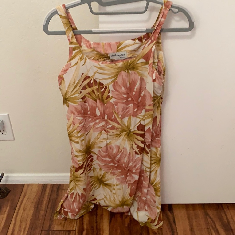 Hawaiian dress